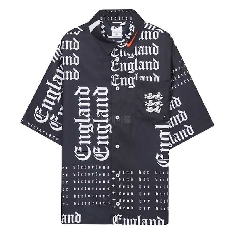 2022-2023 England Button-Down Soccer Top (Black)
